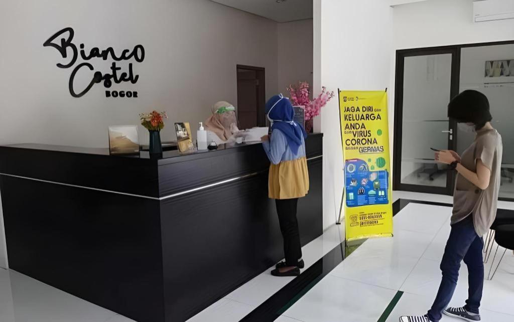 Bianco Costel Hotel Bogor Buitenkant foto