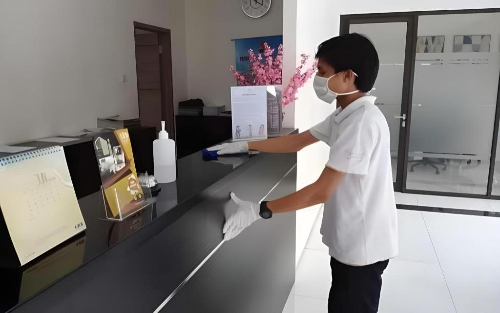 Bianco Costel Hotel Bogor Buitenkant foto