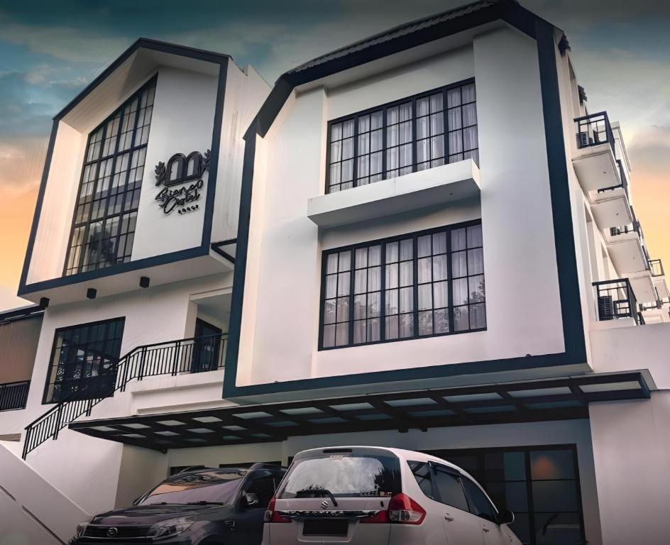Bianco Costel Hotel Bogor Buitenkant foto