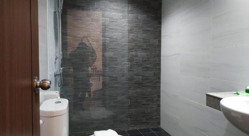 Bianco Costel Hotel Bogor Buitenkant foto